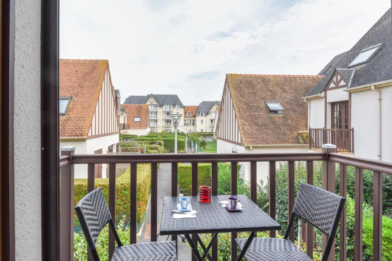 Ferienwohnung Le Voilier Courseulles-sur-Mer Exterior foto
